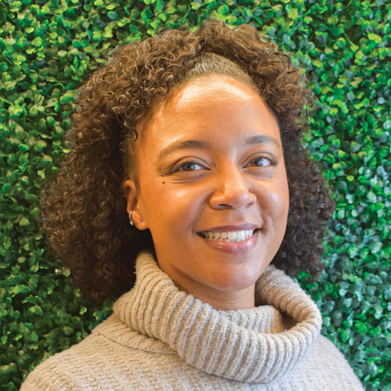 Headshot of Stephanie Nunes